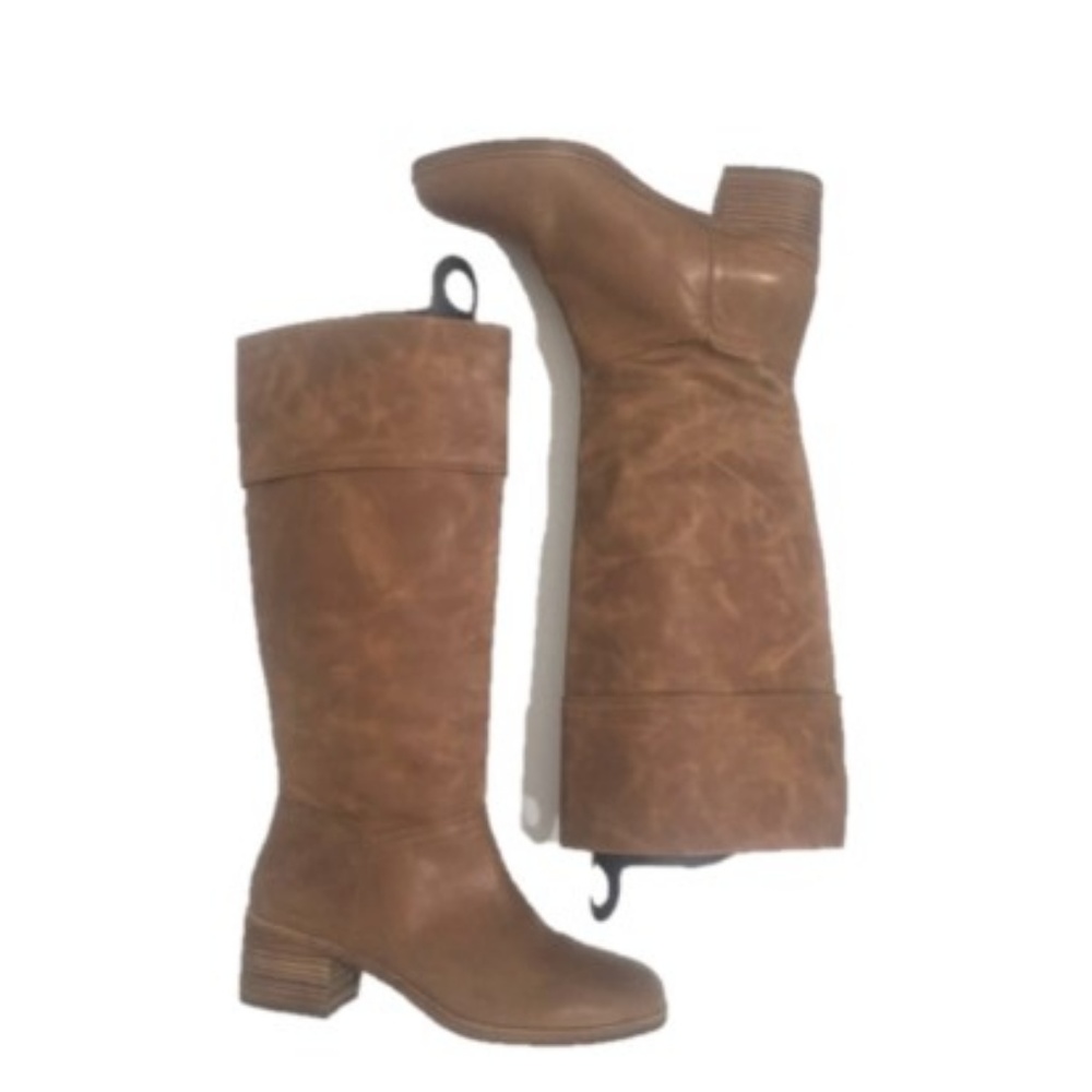 UGG Australia Tall Leather Riding Boot Retail $250 - Picture 3 of 6
